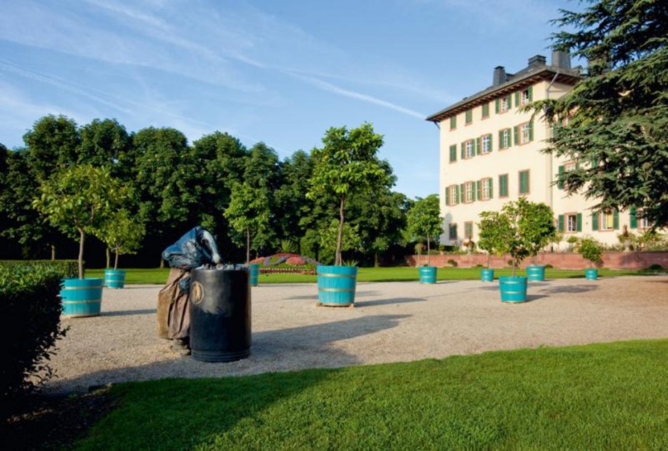 Rag and Bone With Bin