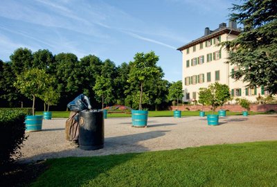 Rag and Bone With Bin