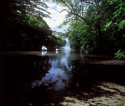 Schwimmende Plastik 7