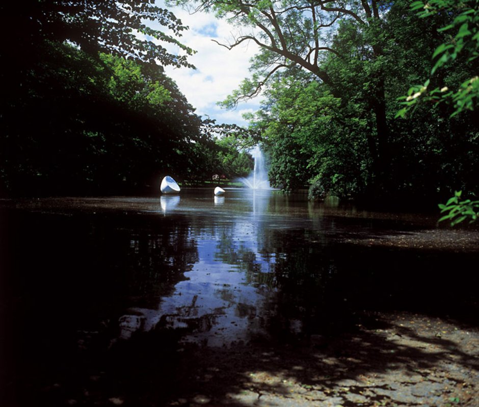 Schwimmende Plastik 7