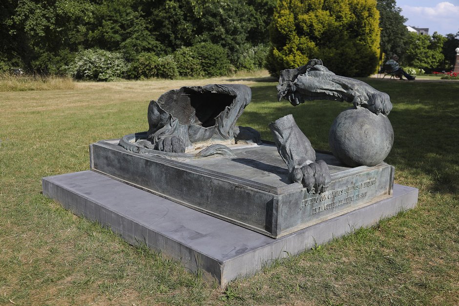 Natural History of Colonization