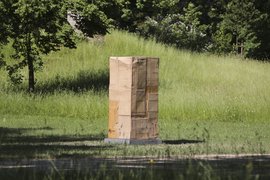 Heimatloser Monolith