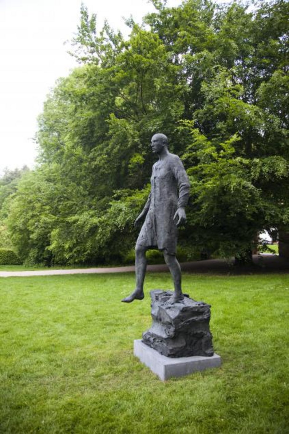 Stepping Forward (bronze #66)