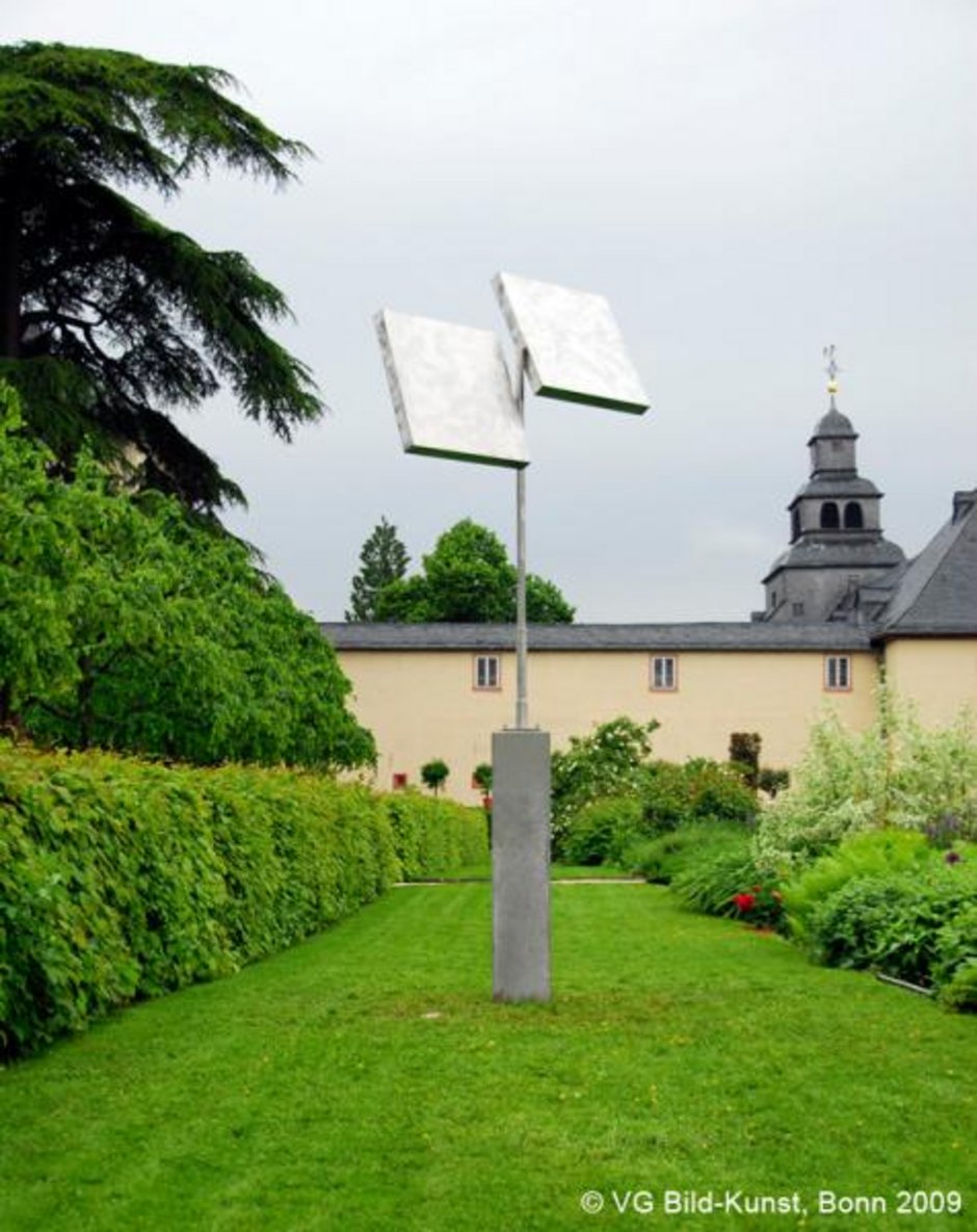 Two Planes Vertical Horizontal, Var. III